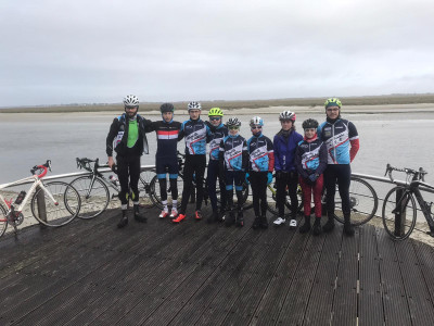 Les jeunes et moins jeunes de l'Ecole Triathlon